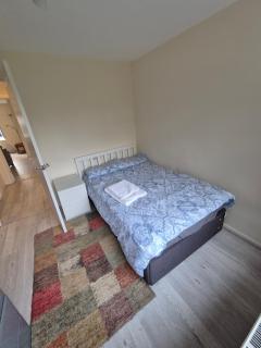 Cosy and Nice Apartment - Borehamwood - 1