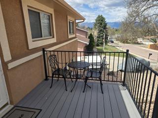 Purple Mountain Majestic Retreat - 7