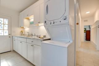 Walk to Beach Dog-Friendly Gem in Cocoa Beach! - Cocoa Beach - 3