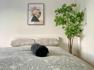 2 Bedroom Central Long-Term Apartment with Free Parking - Wenen - 1