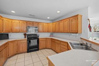 Pleasant View Family Cottage-10 Min Walk to New Walmart HQ - Bentonville - 7