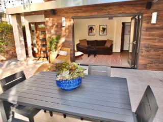 Beachside Sanctuary - Lovely 3 BDR Steps to Ocean - Long Beach - 2
