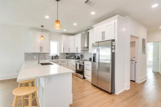 Steps to Beach New Navarre Home with Ocean Views! - Navarre - 3