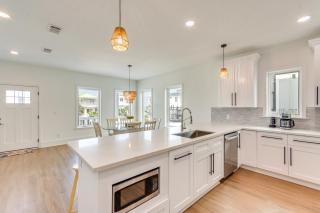 Steps to Beach New Navarre Home with Ocean Views! - Navarre - 1