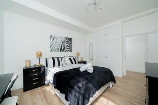 Queensway Dream - Londra - 1