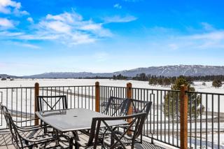 Peak-A-View - Beautiful pet friendly A-frame on 2 acres w/ panoramic views and trailer parking - Donnelly - 6