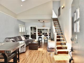 Park Avenue Beach Paradise - Chic & Secluded 4 BDR - Long Beach - 2