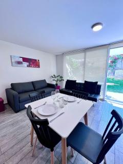 Moderno y equipado estudio en Los Dominicos - 2