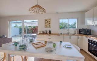 Stunning Home In La Brée-Les-Bains - 4