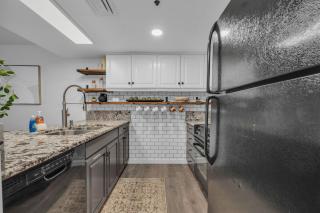 Modern Condo with Slopeside Comfort plus Amenities - Park City - 9