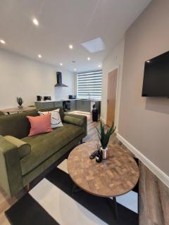 Stylish Central Studio Steps to DMU LRI - Leicester - 0