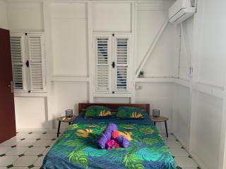 Haut de villa 1chambre climatisée à 3min de l'habitation Clément - Le François - 3