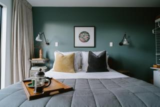 Romantic Retreat, Hot Tub, Glasshouse, Ensuite - Auckland - 0