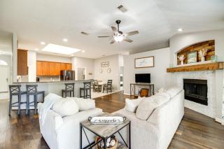 Private Acreage, Pergola and Fire Pit Baytown Home - 8