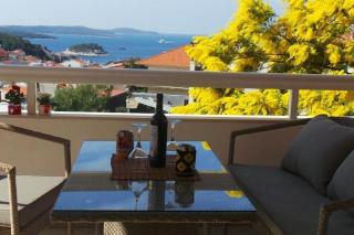 Apartments with a parking space Hvar - 21877 - Hvar (Lesina) - 1