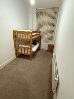 Cosy 2 bedroom modern flat close to transport link - Gosport - 1