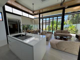 Boat Avenue 4 Bed Pool Villa Sleep 8 - - 8