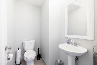 Luxury Downtown Townhome Private Garage Unit 11 - 5