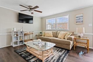Cozy 2nd Floor Bayside Condo, Steps to Pool & Beach! - Ocean City - 0