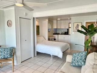 Stunning Studio with community pool just steps to Beach and Boardwalk! - 6