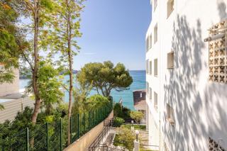 Apartmento en Primera línea de Mar, vistas al Mar y Piscina - Salou - 8