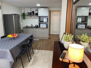 Apto térreo, 2 quartos a 5min da Vila Germânica, com ar e garagem - 1