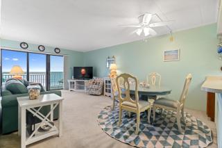 Top floor Oceanfront Convention Center Condo - 6