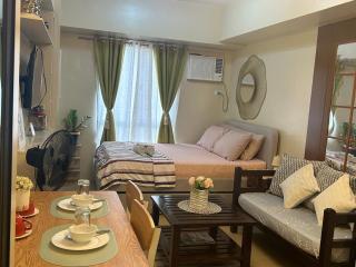 Avida Tower 3 L21 staycation rm 117 - Iloilo - 0
