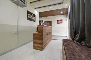 OYO 82116 Hotel 24A 7 living - Bhopal - 0