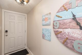 Ocean City bayfront condo balcony, stunning views, perfect for relaxation - Ocean City - 5