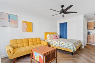 Remodeled studio with new furnishings, induction cooktop, and steps to the beach - 5