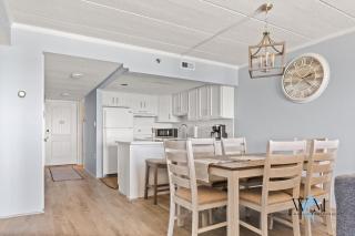 Oceanfront 2-Bedroom Condo in Ocean City, MD Perfect for Relaxing Getaways - 1