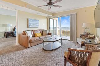 Beachfront 2-Bedroom Condo with Stunning Ocean Views Perfect for Family Getaways - Ocean City - 5