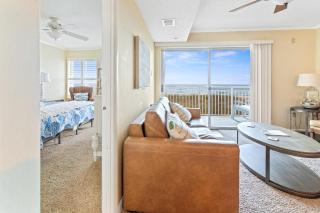 Beachfront 2-Bedroom Condo with Stunning Ocean Views Perfect for Family Getaways - 2
