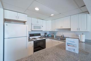 Spacious 2-Bedroom Condo in Mid-Town Ocean City Steps from Beach & Pool - Ocean City - 8