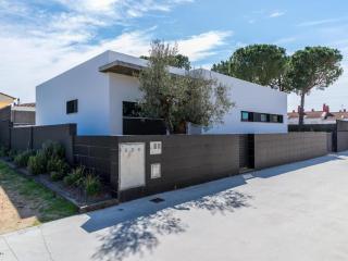 Modern villa with swimming pool - L'Escala - 1