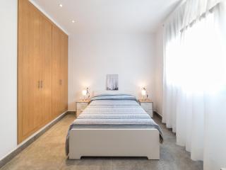 Modern villa with beautiful garden - L'Escala - 2