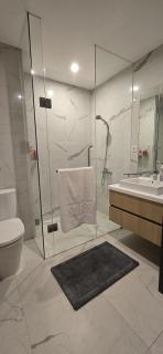 Cozy SQ RES Apartment - 7
