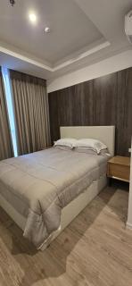 Cozy SQ RES Apartment - 6