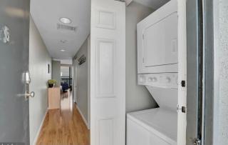 Oceanfront Studio at Golden Sands Perfect Beach Getaway in North Ocean City - 3