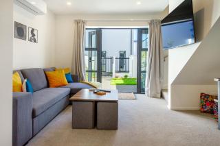 Comfortable 2-Bed Home Near Convention Centre - Christchurch - 7