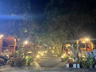 แสนสุข รีสอร์ท ขนอม - Ban Talat Bang Not - 5