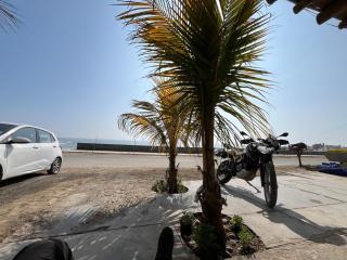 Playa El Silencio House Facing the Sea - 1
