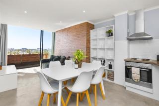 Harbour View Stylish Woodstock Apartment w Balcony - 2