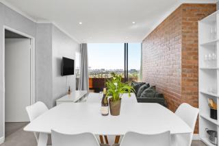 Harbour View Stylish Woodstock Apartment w Balcony - 3