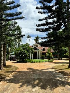 Cocoon Palmyra Estate - Private Luxury Retreat with BBQ near Varkala - Paravūr - 0