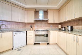 Shoreline 14, Al Hallawi Palm Jumeirah - Mint Stay - 4