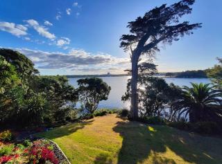 Lake Luxe - Auckland - 3