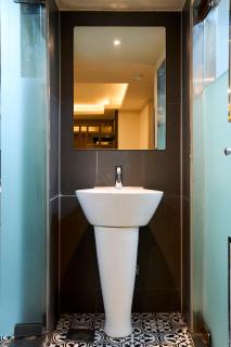 Hyuzen Hotel - 휴젠 - Seoul - 8