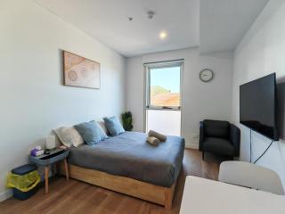Comfy studio in Burwood - Sydney - 0